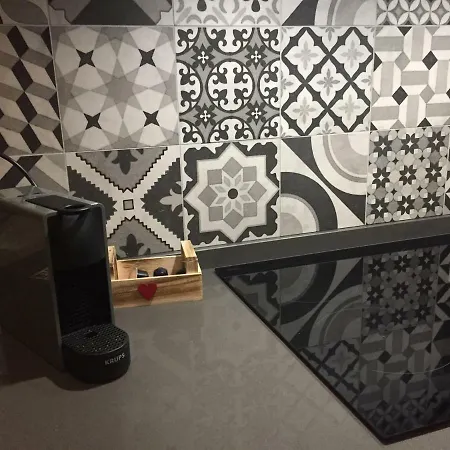 Апартаменты La Petite Maison De Julie Аоста